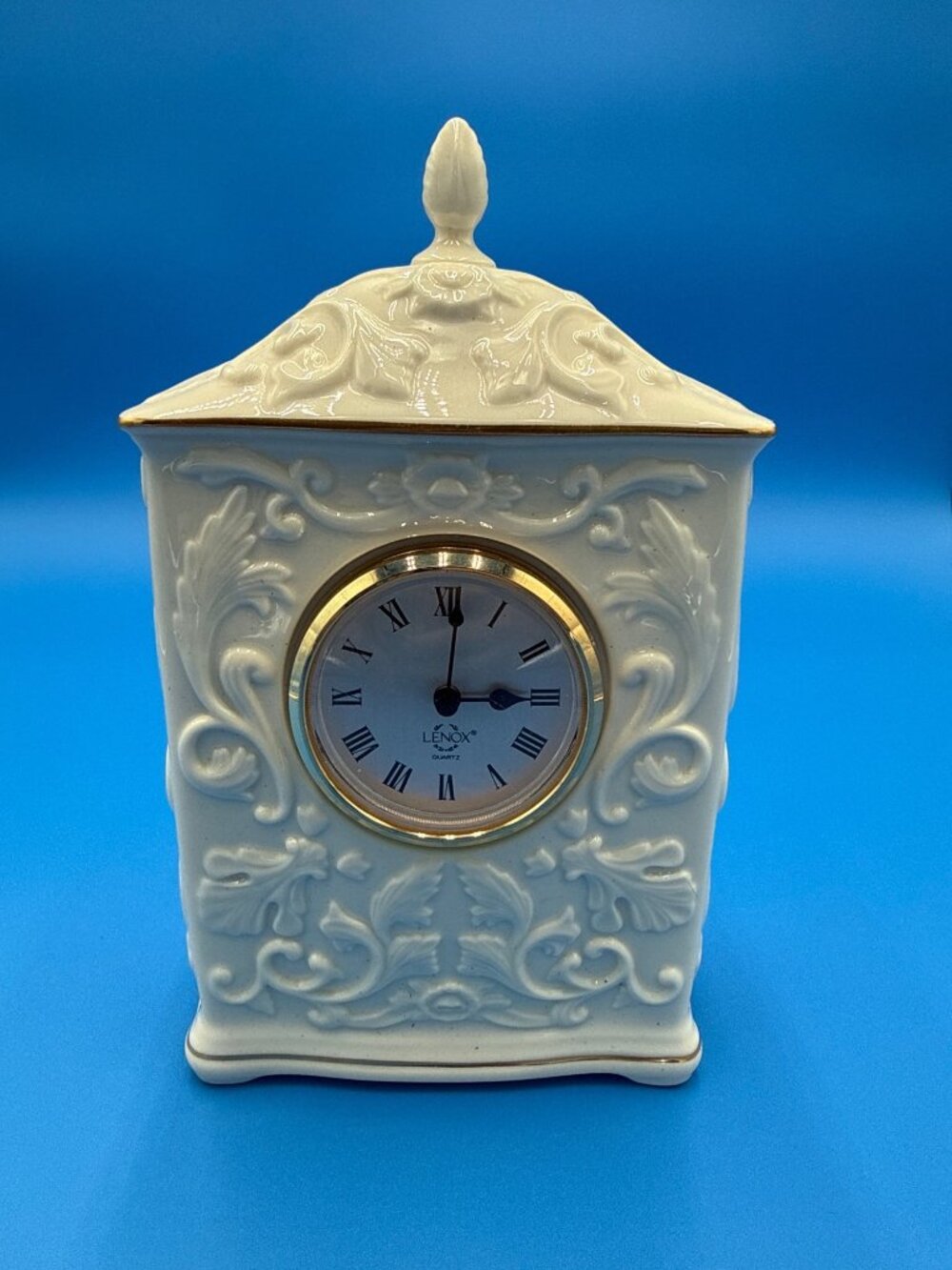 Lenox Ivory Porcelain Mantel Clock Roman Numerals Gold Accents Ornate Floral Des